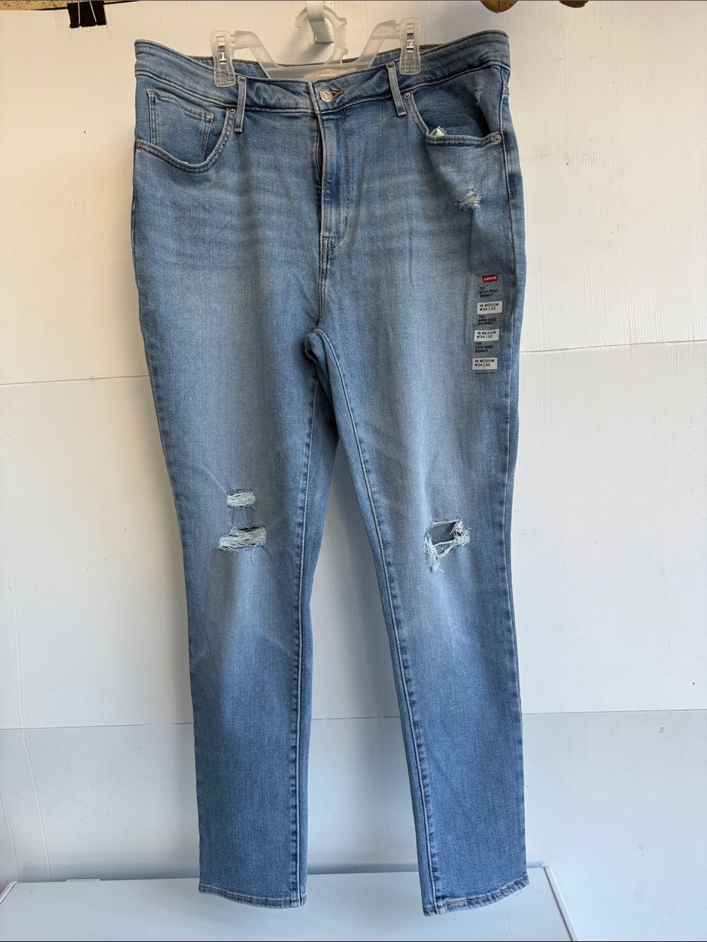 NEW LEVIS 721 HIGH RISE SKINNY JEANS SIZE 18 MEDIUM 34W 30L Light Wash Distress